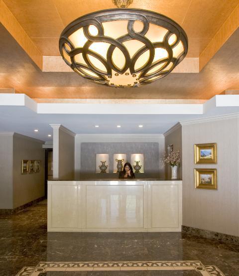 Aka White Plains Hotel Exterior photo